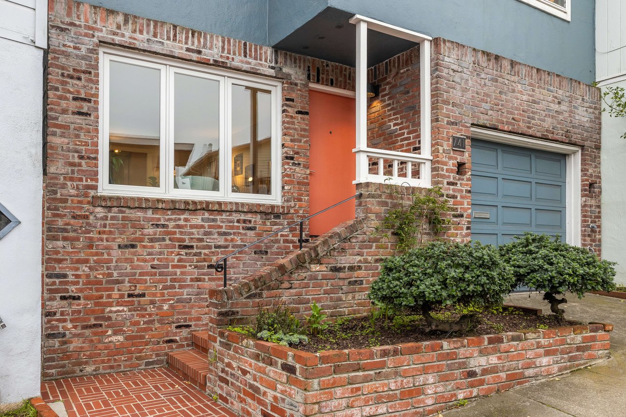 741 Lawton