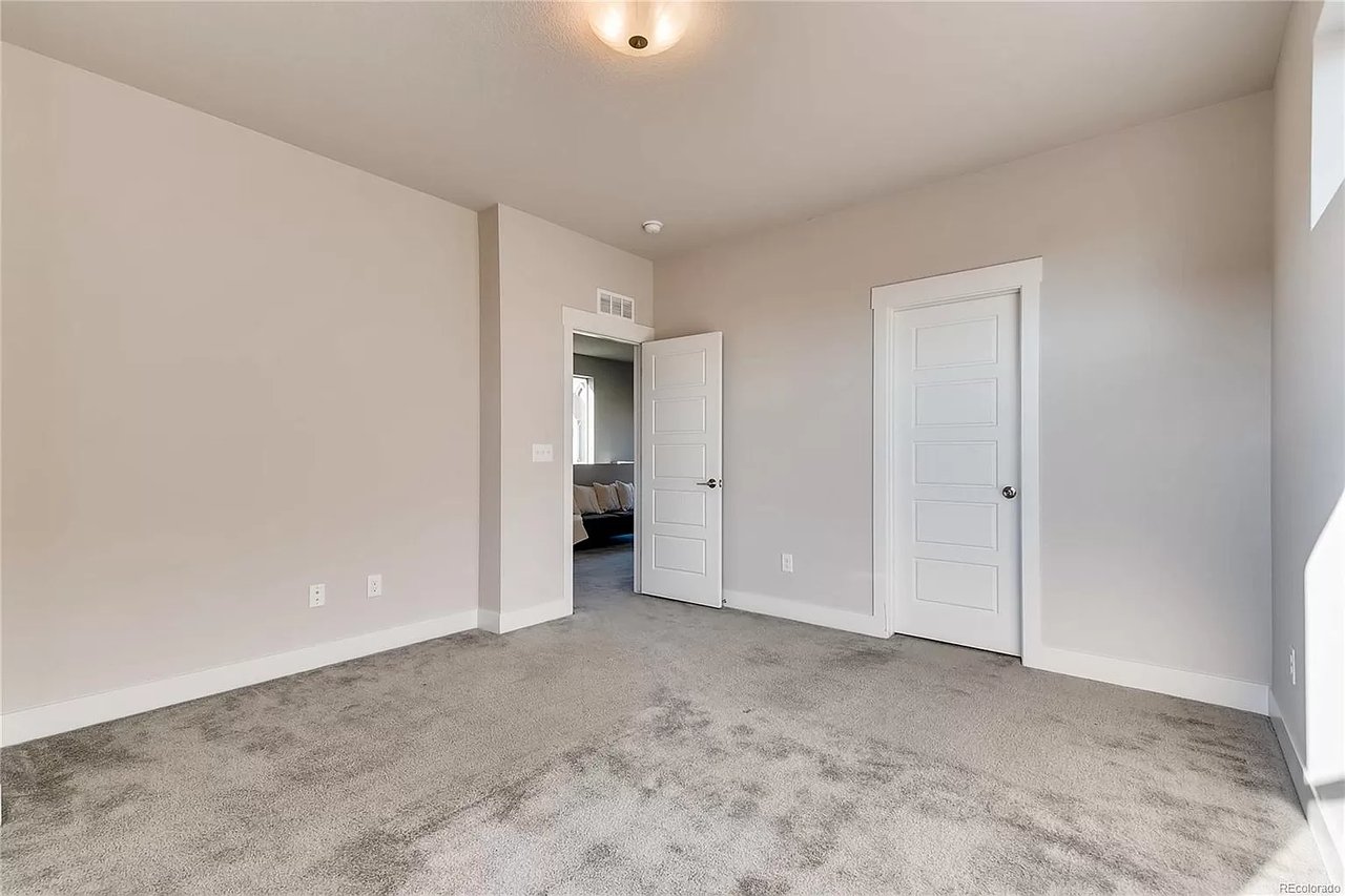 5443  Uinta Way