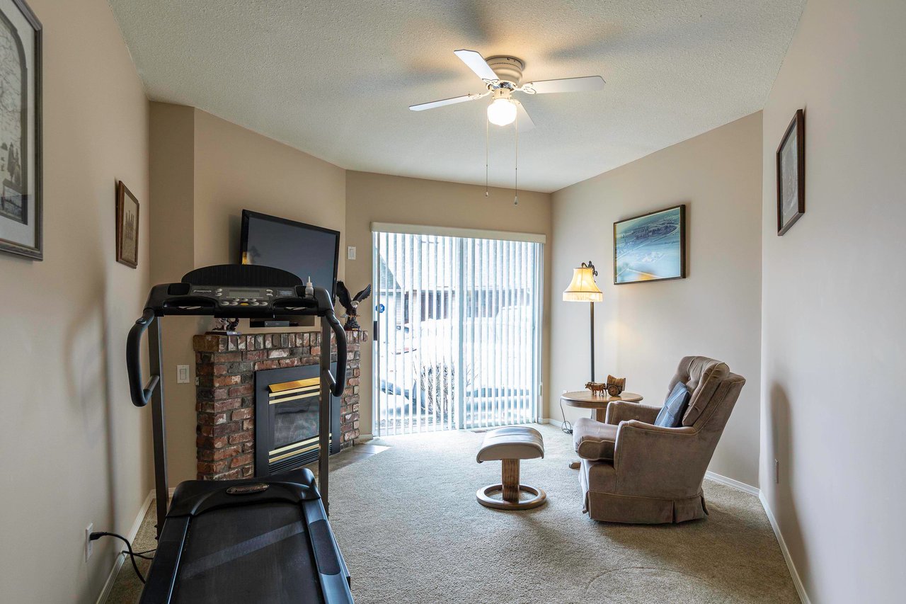 108-2513 W Bourquin Cres