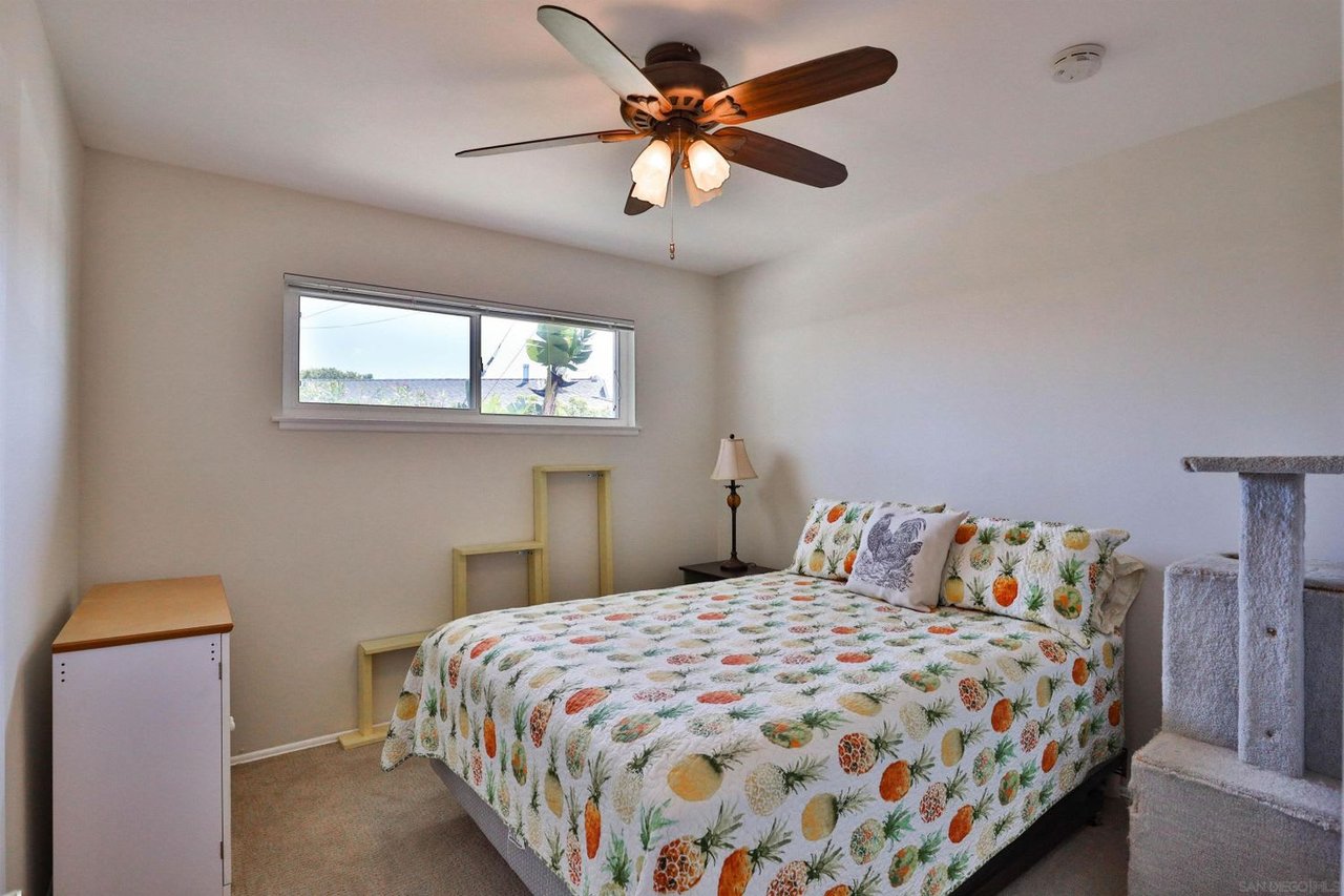 4474 Bertha Ct
