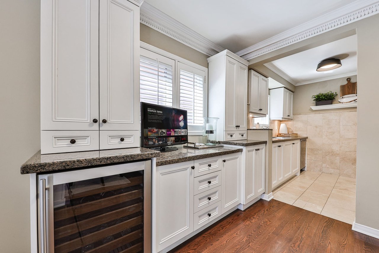 1066 Chateau Court