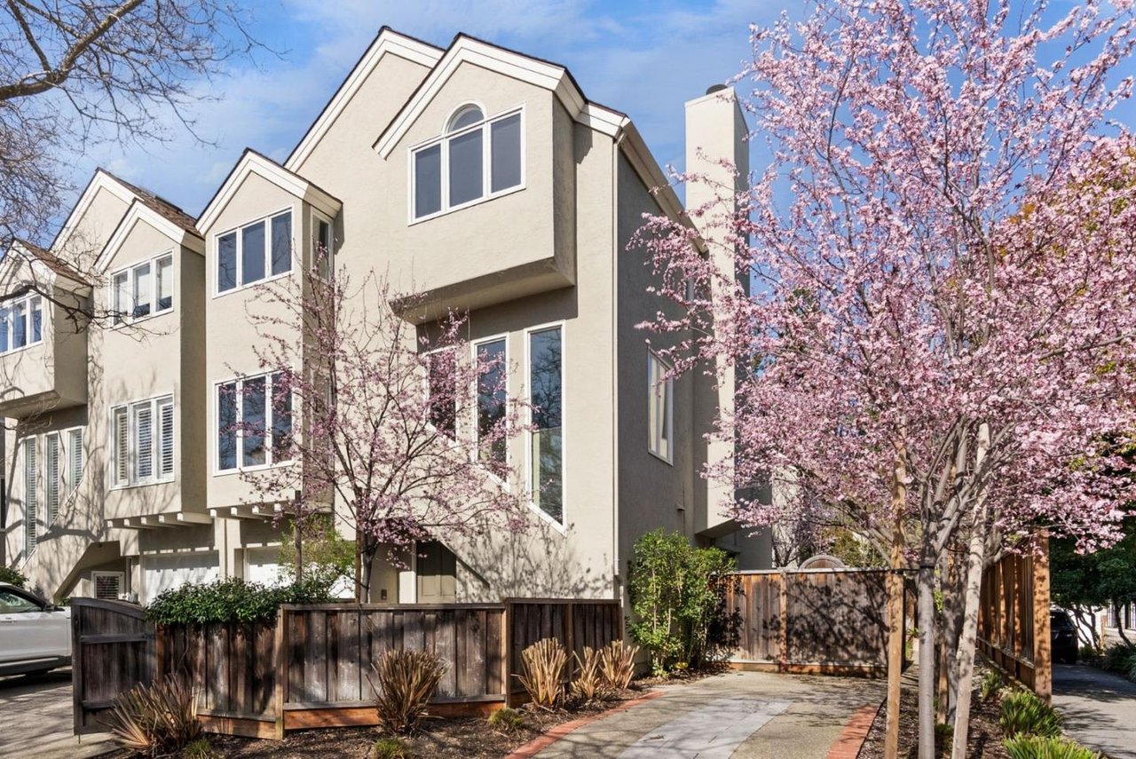 3 Bedroom Townhome in Downtown Palo Alto