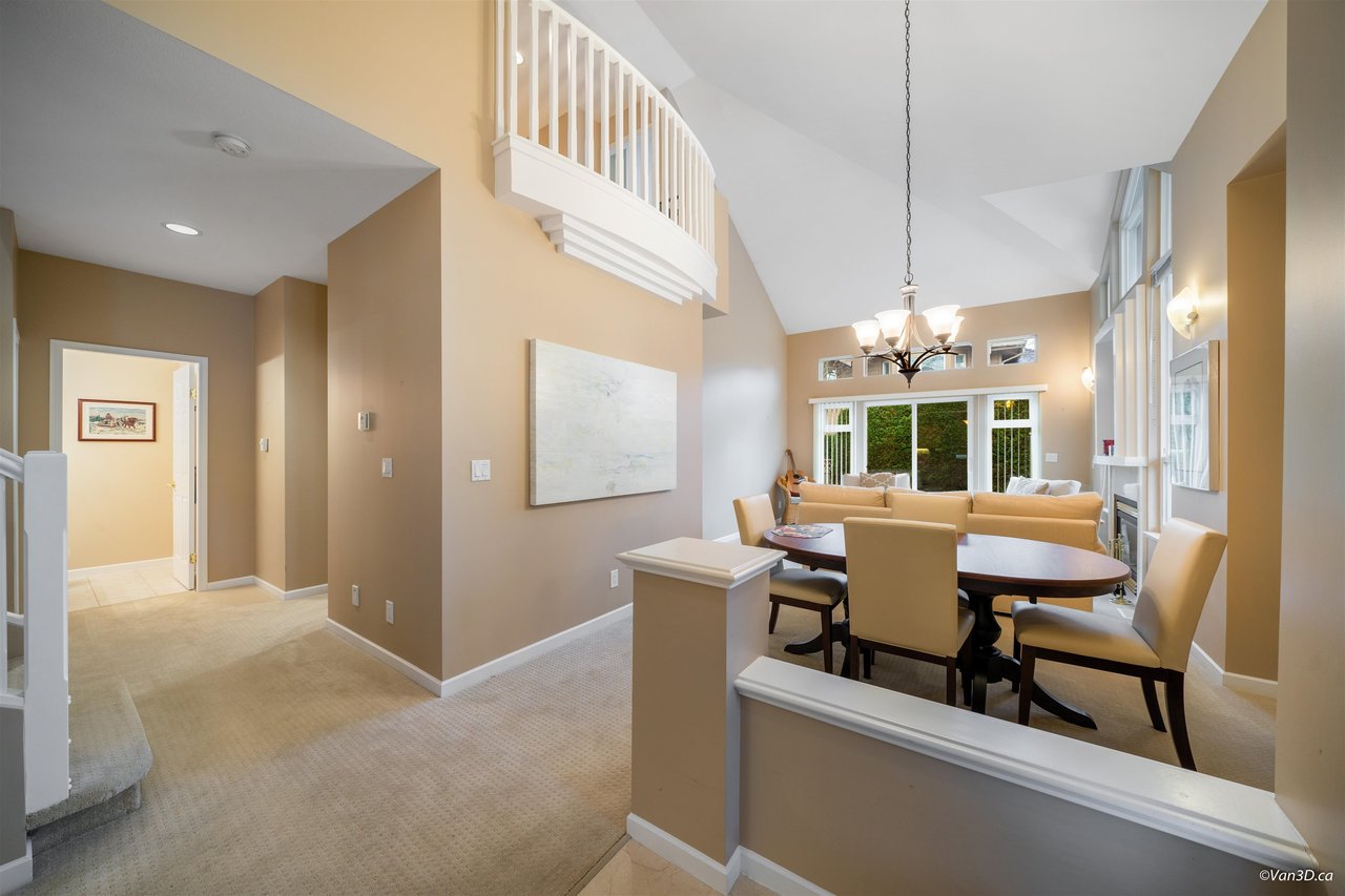 8-15168 22 Ave