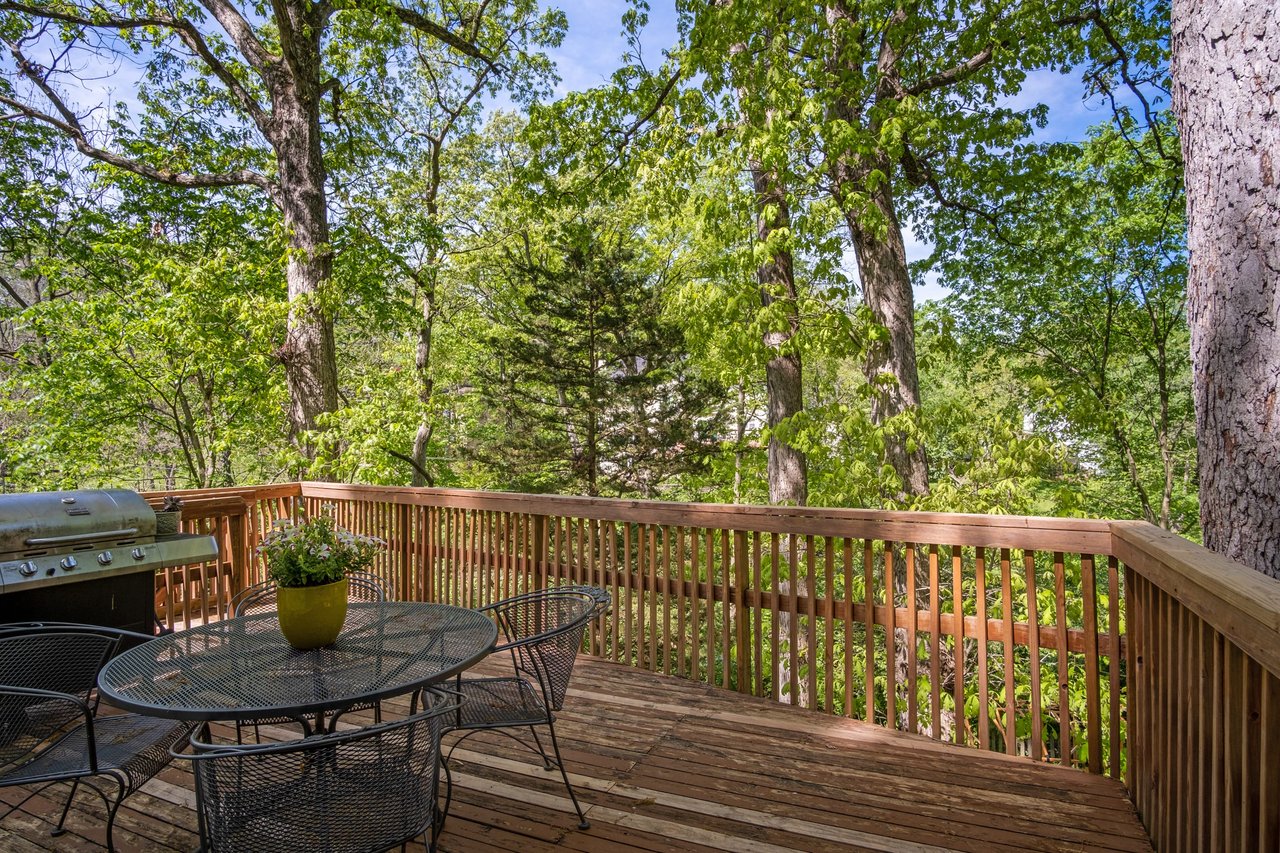 Cute-As-Can-Be in Kirkwood