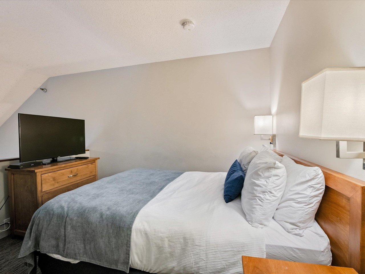 263-4429 Sundial Pl