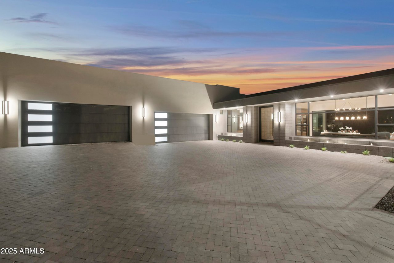4117 E Keim Dr