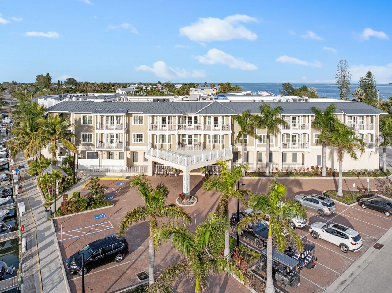 Waterline Villas & Marina, Autograph Collection 