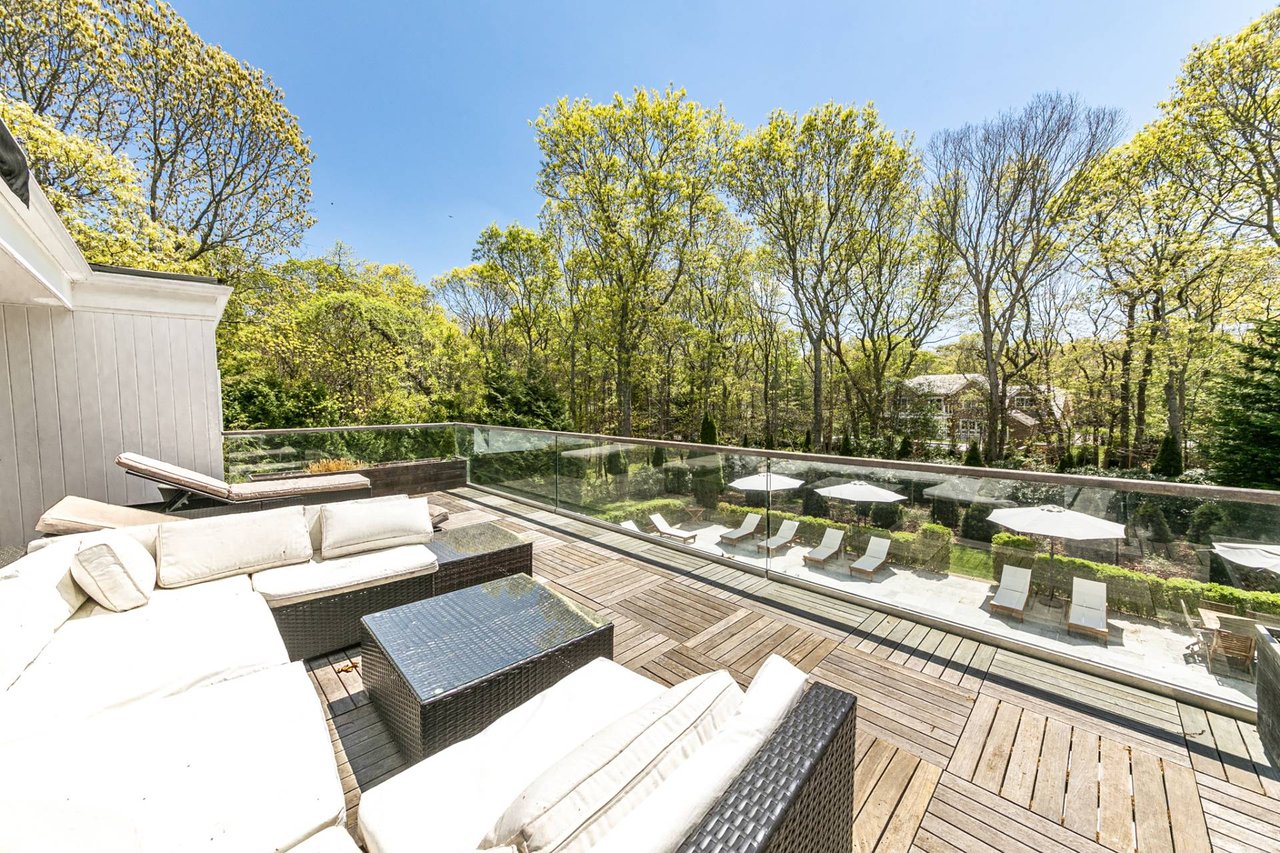 East Hampton Oasis 