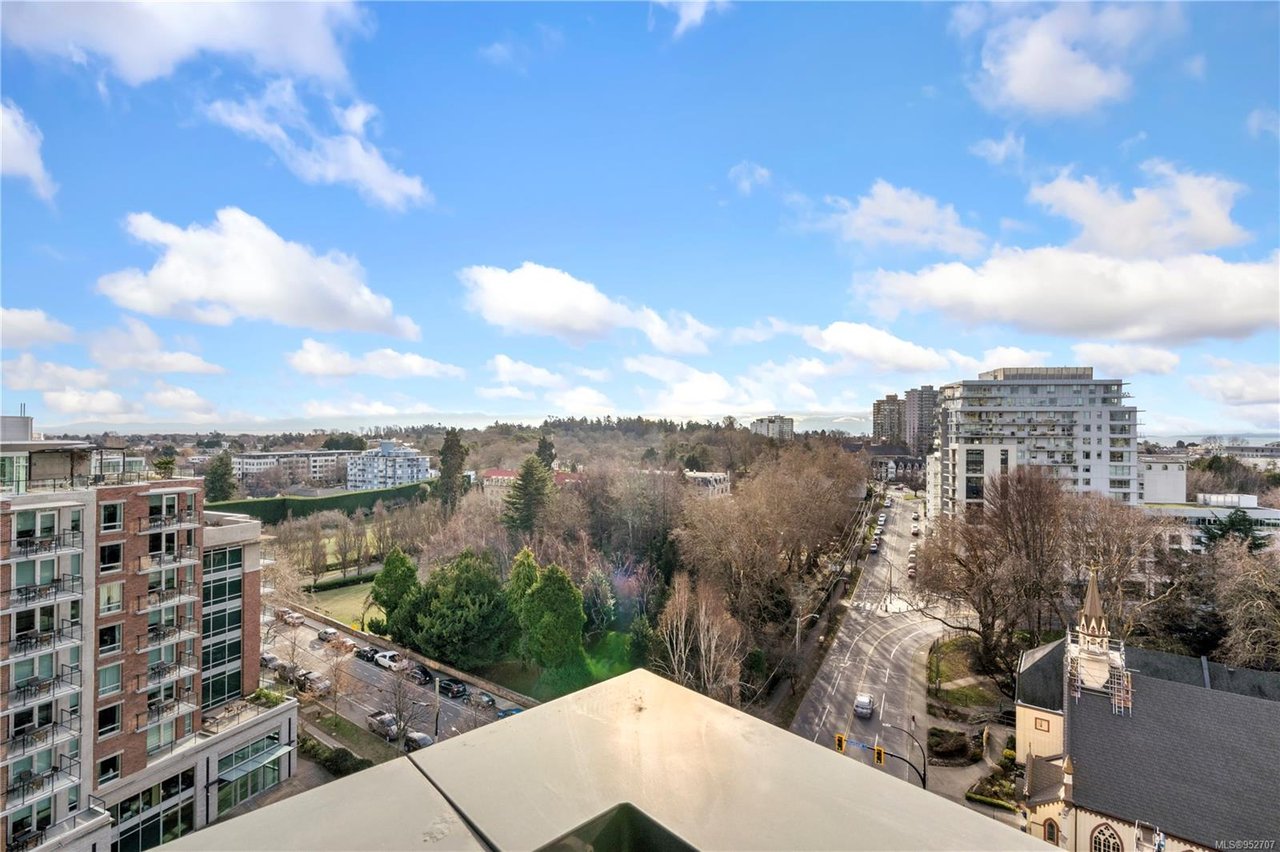 1104-788 Humboldt St
