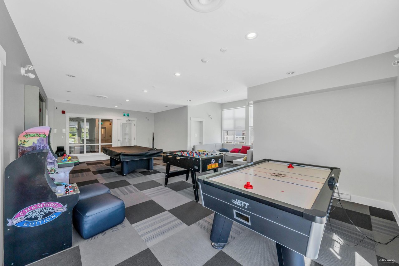 4-5510 Admiral Wy