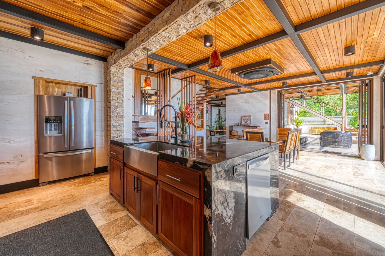 Luxury Carabao Villa