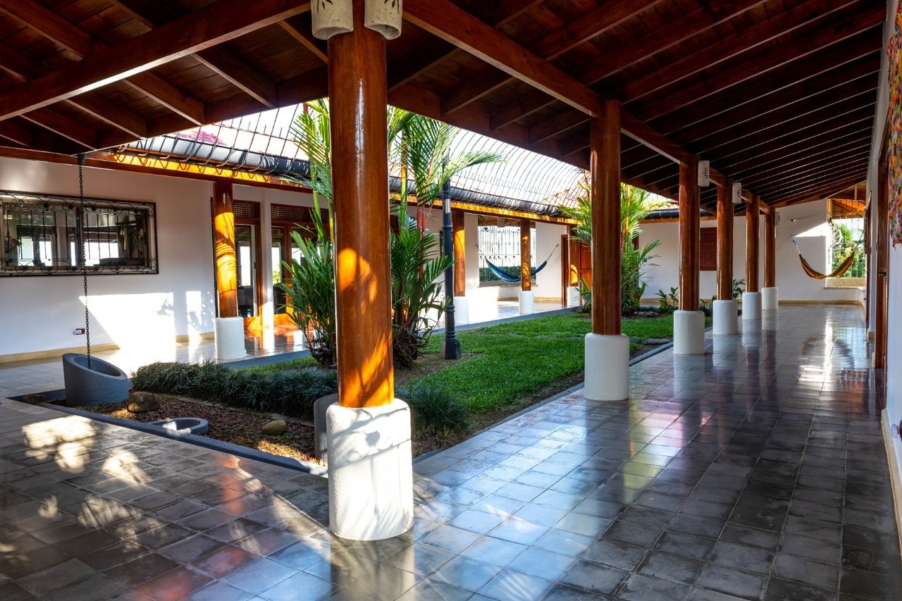 Solar Powered Ocean View Estate, Ojochal, Puntarenas