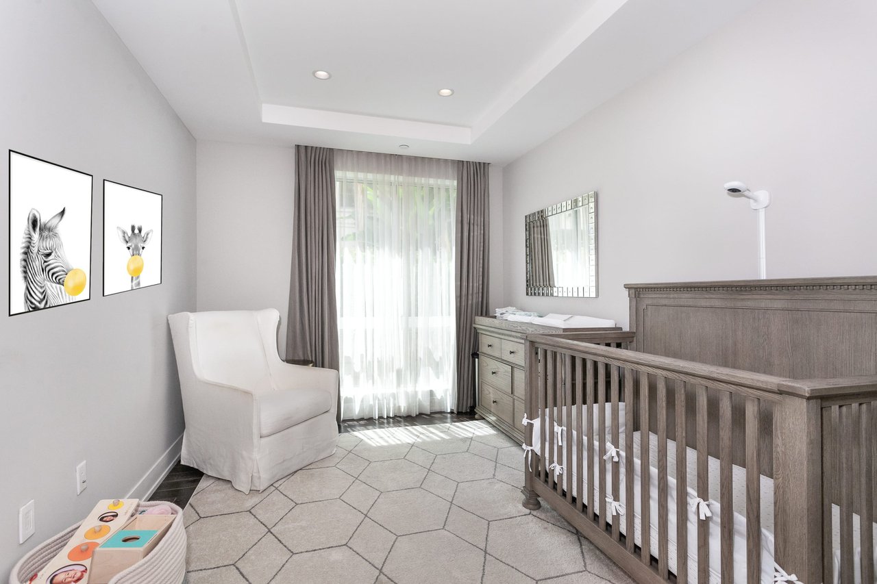 460 N Palm Drive Unit 106