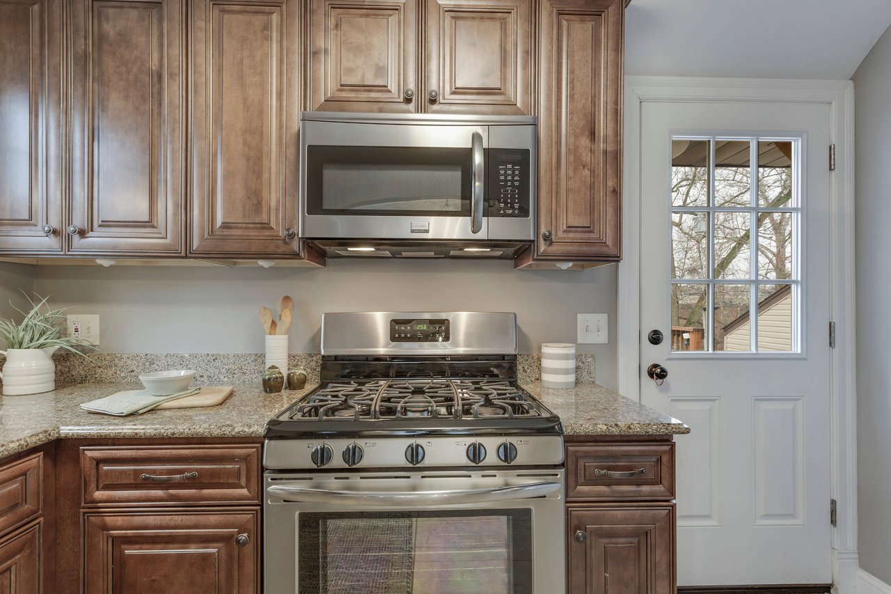 Chic Meets Functional in Des Peres