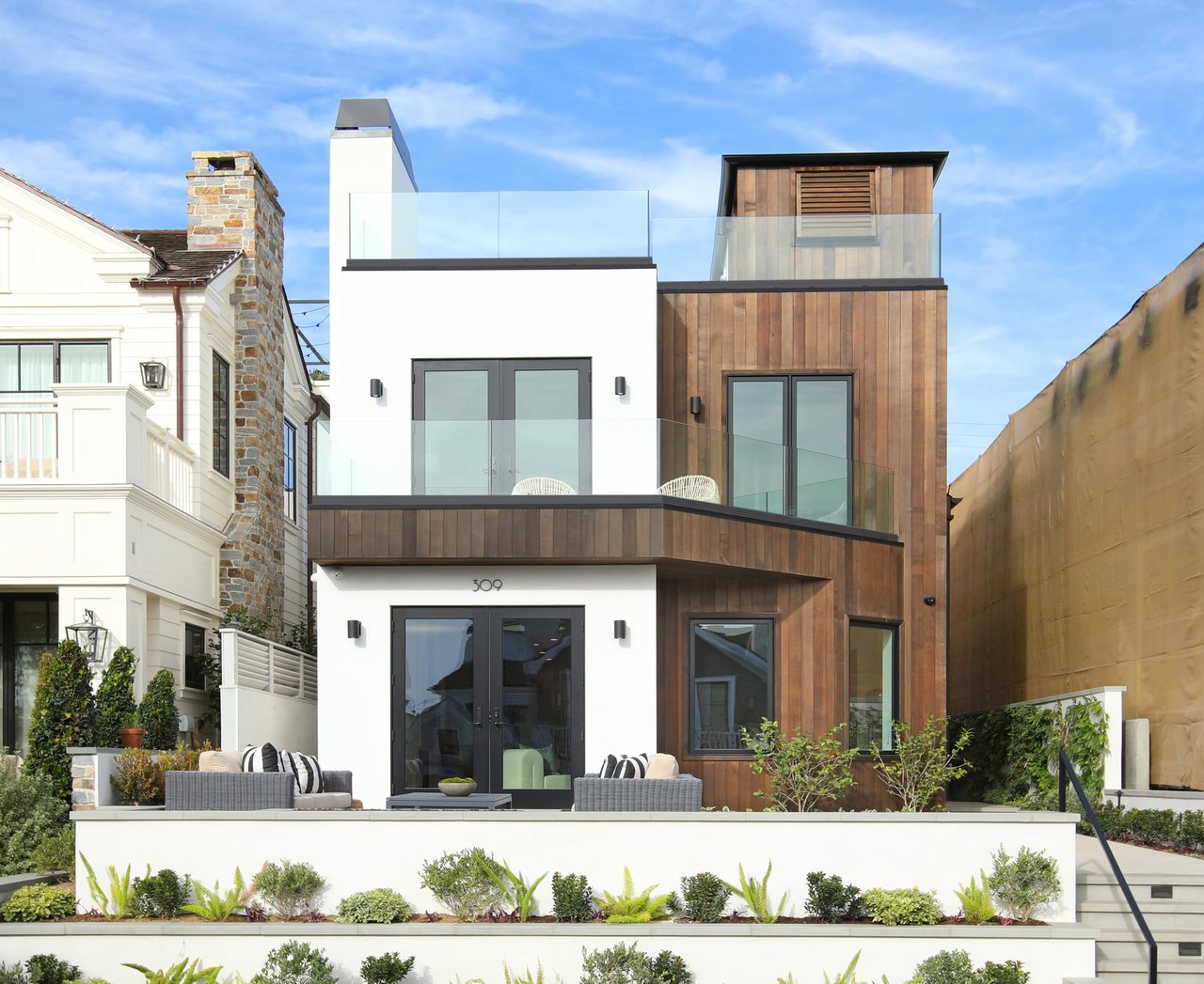 309 Poinsettia Avenue