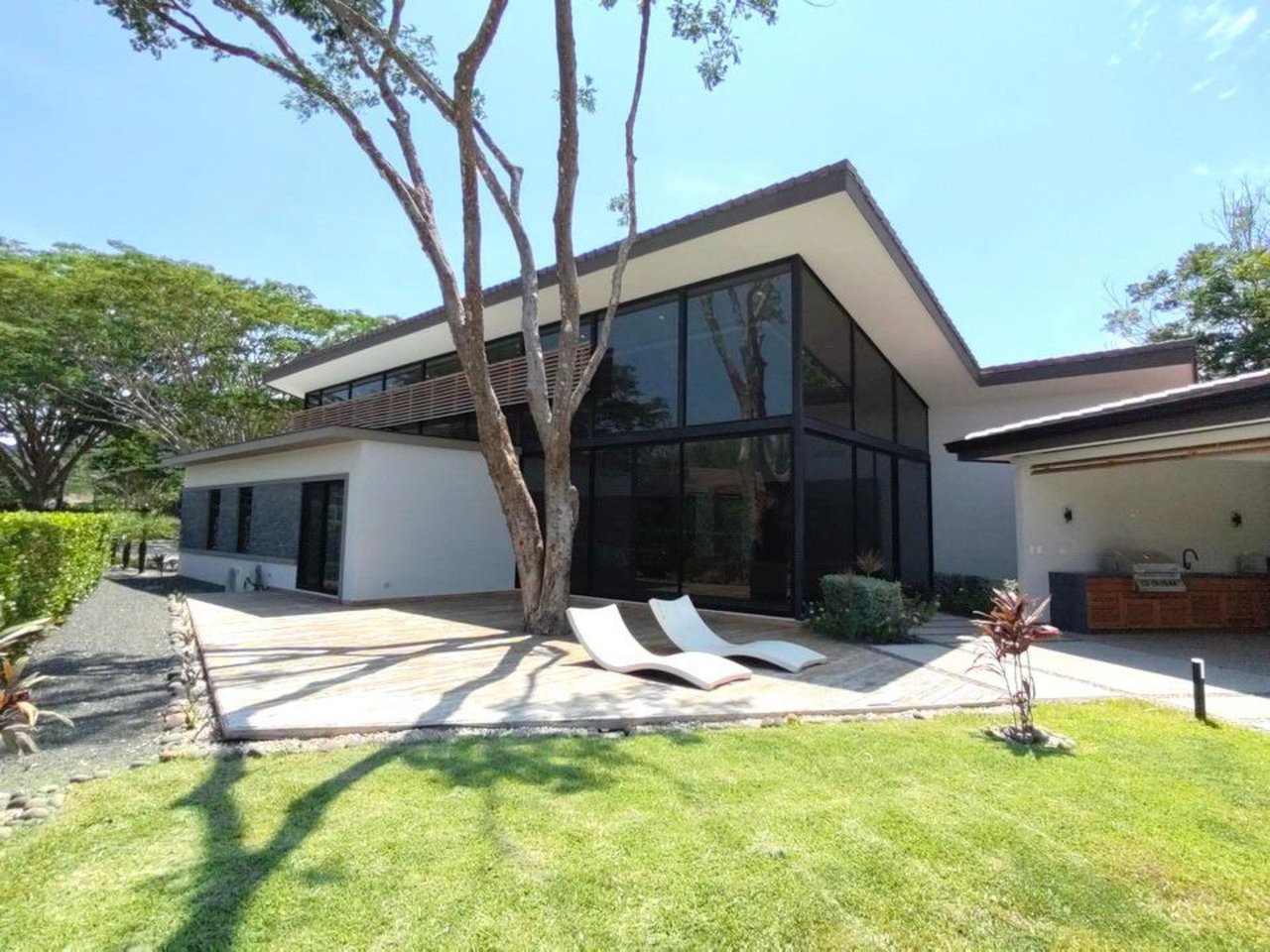 Contemporary Golf Front Home, Conchal, Guanacaste