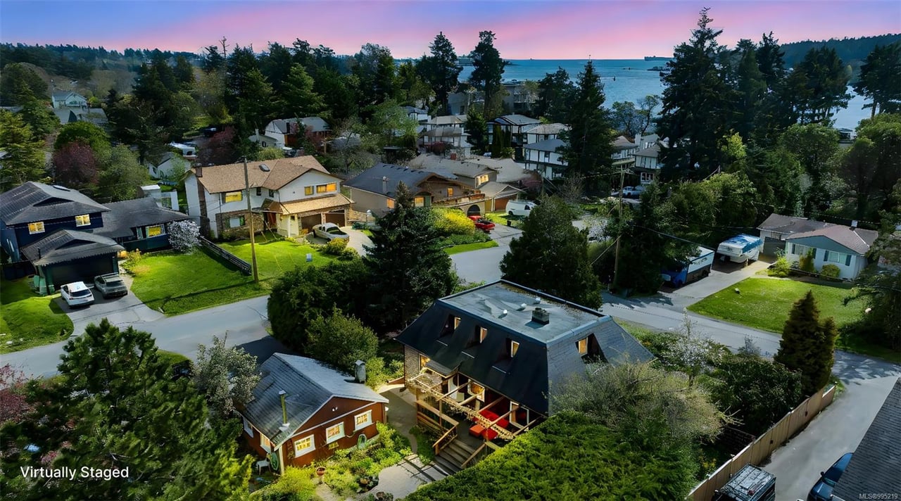 36 Tovey Cres, View Royal