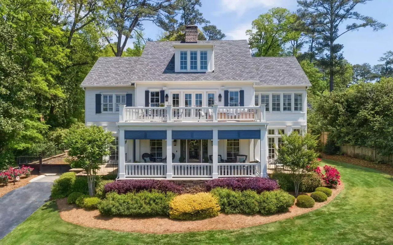 Glennis Beacham of Beacham and Company® Sells Historic Brookhaven Home for $2.7 Million
