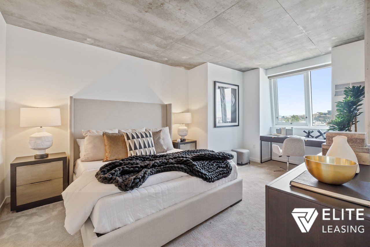 45 Bartlett St., #702