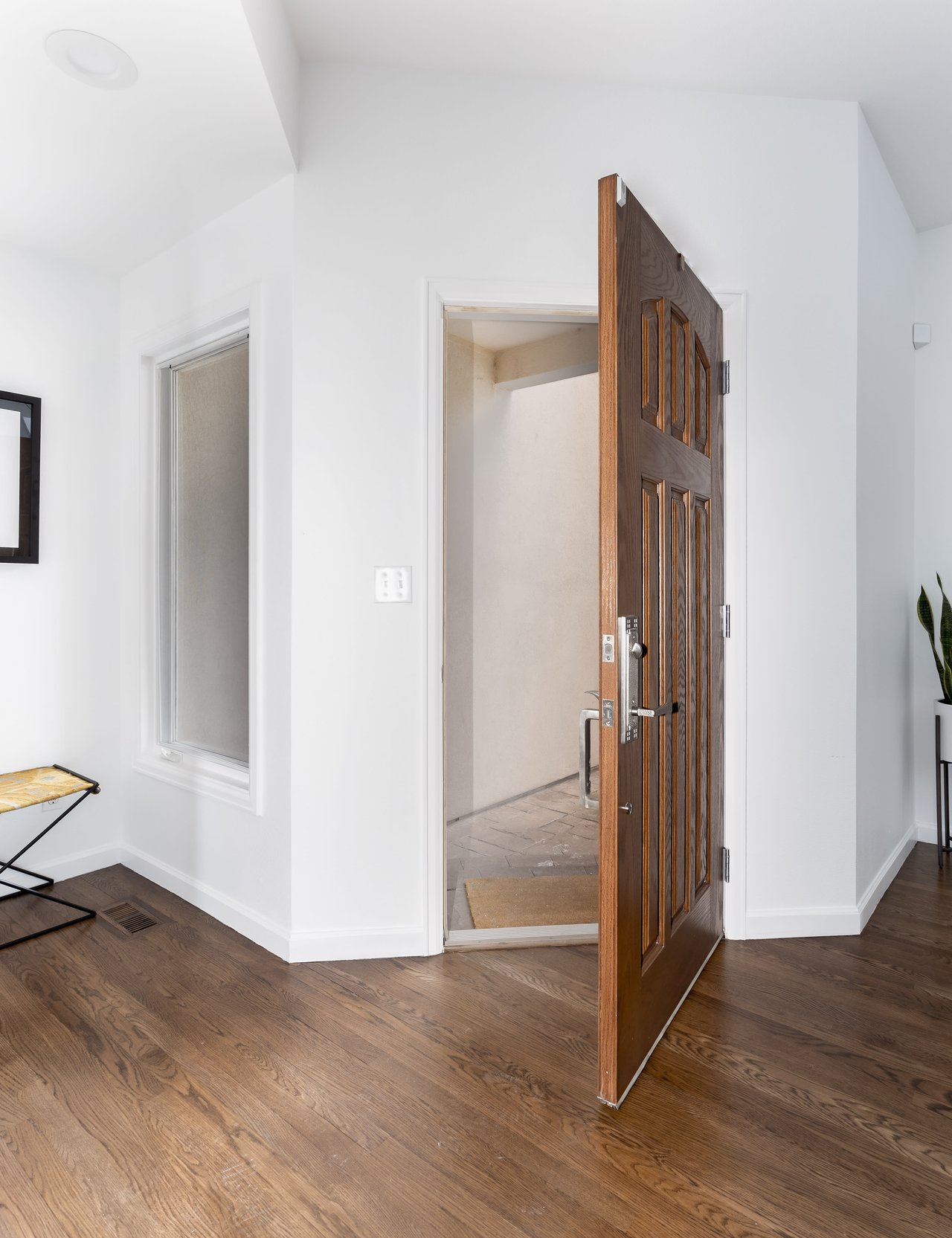 155 S Jackson Street Unit: D