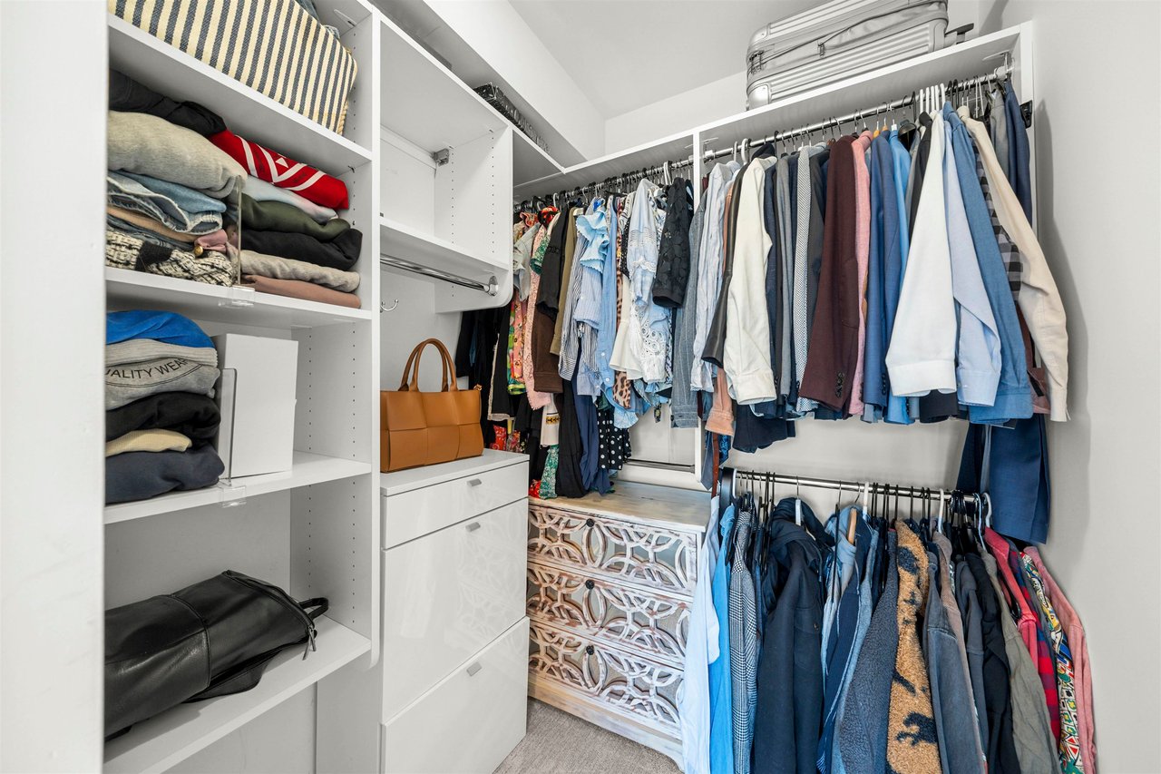 201-5688 Hastings Street, Burnaby