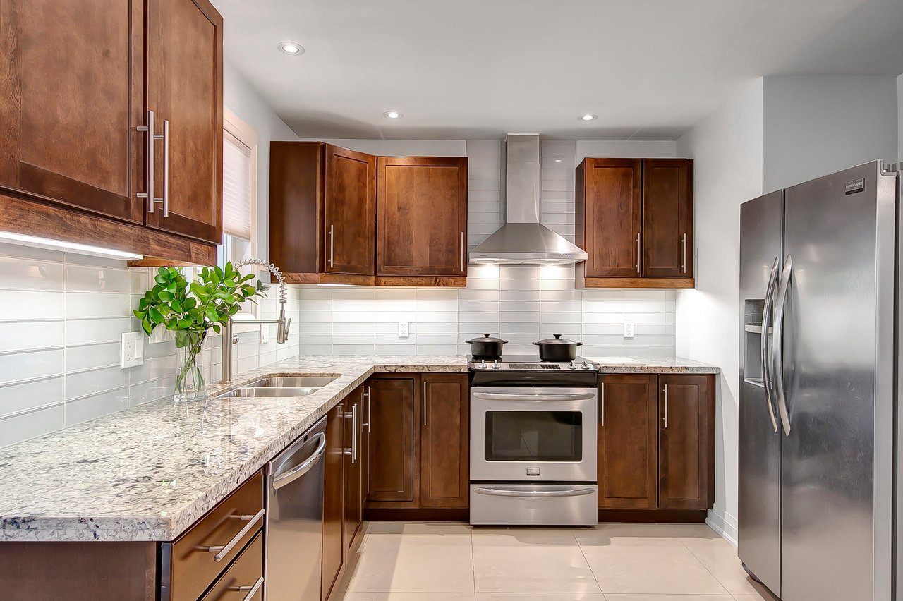 3177 The Credit Woodlands