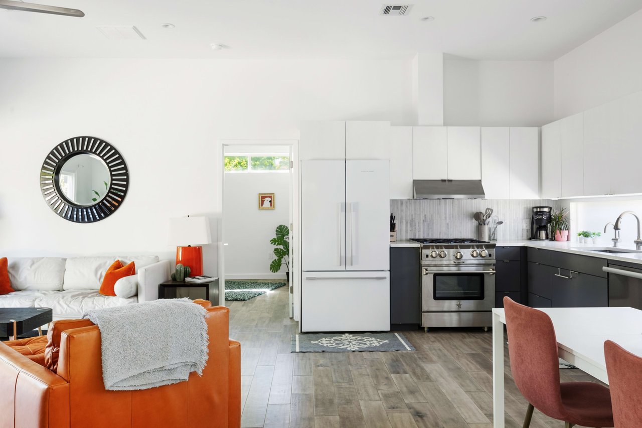 705 W Mary St, Unit A & B