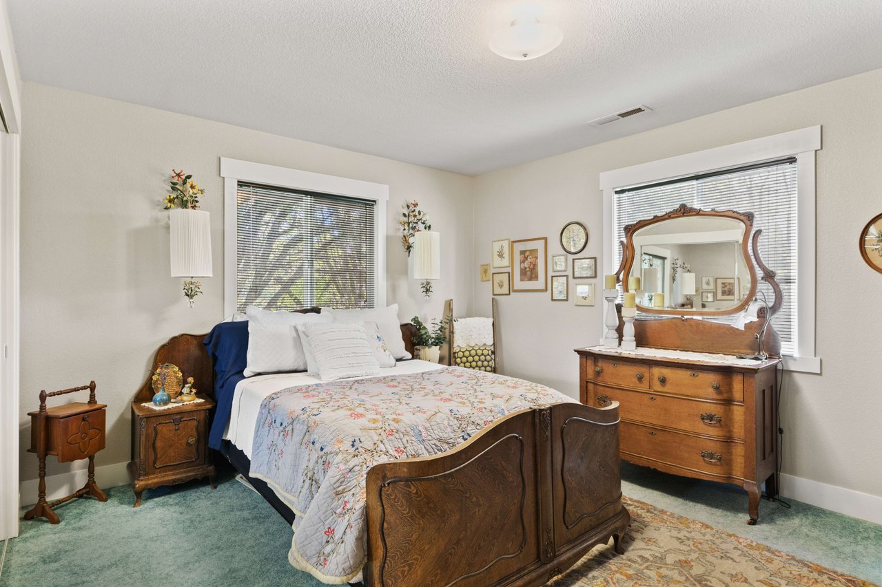 501 Shell Ln, Placerville