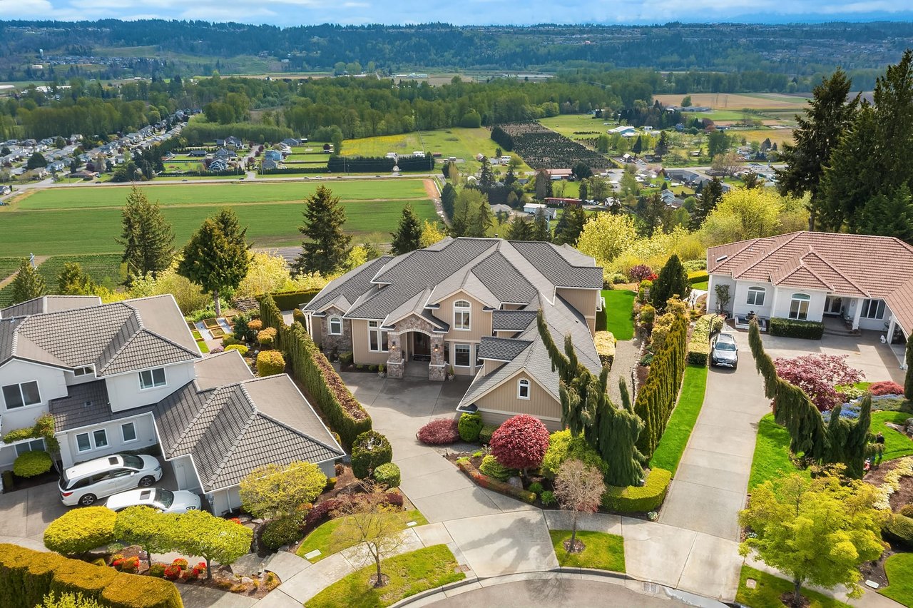 View Estate at Crystal Ridge