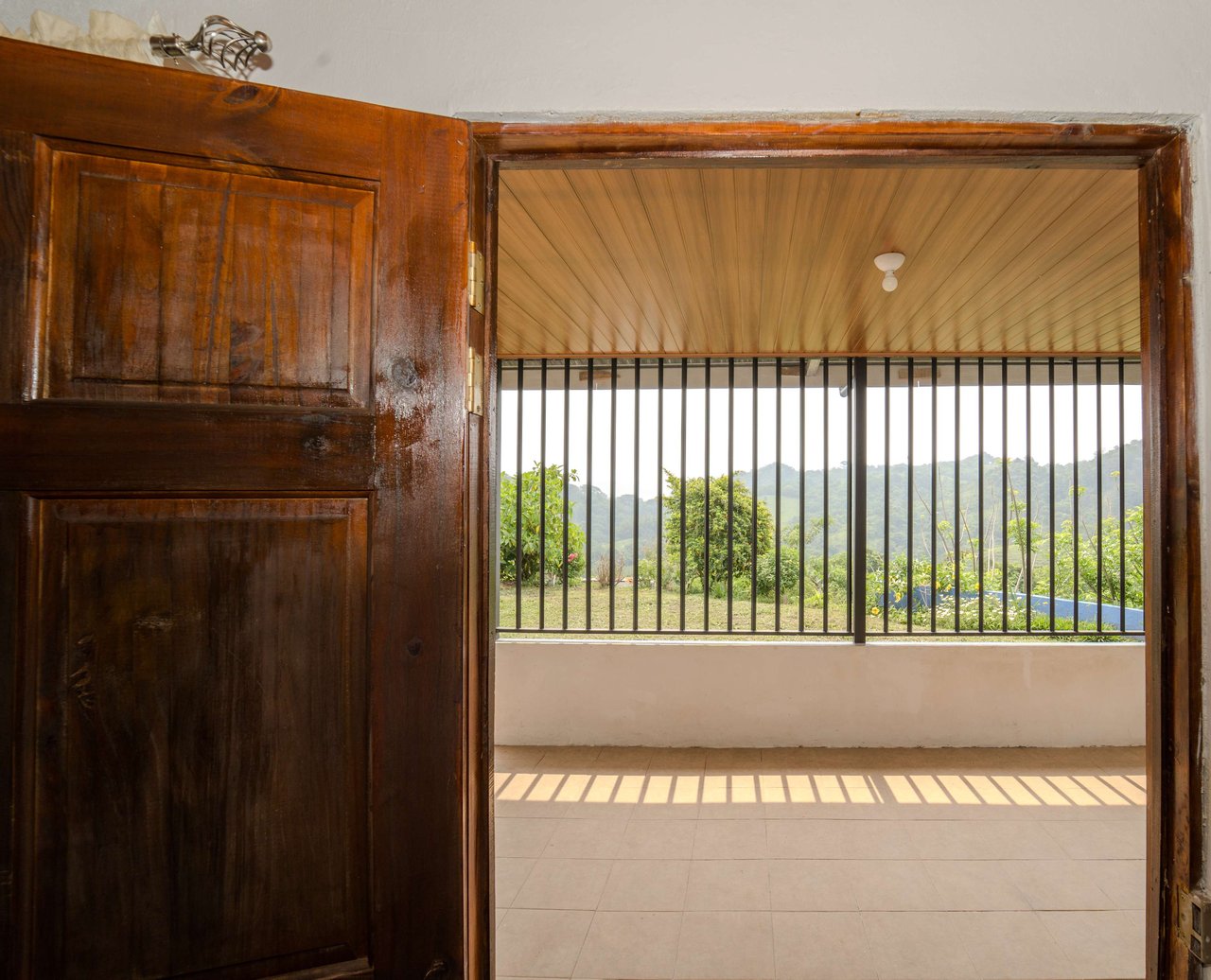 Tico House | A Tranquil Retreat in Puriscal!