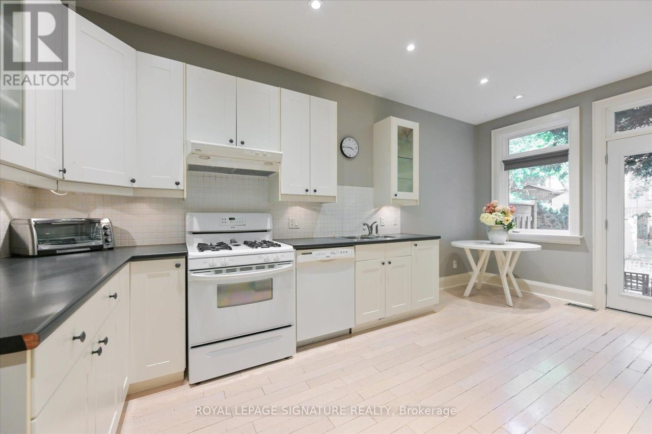 248 Roselawn Ave 