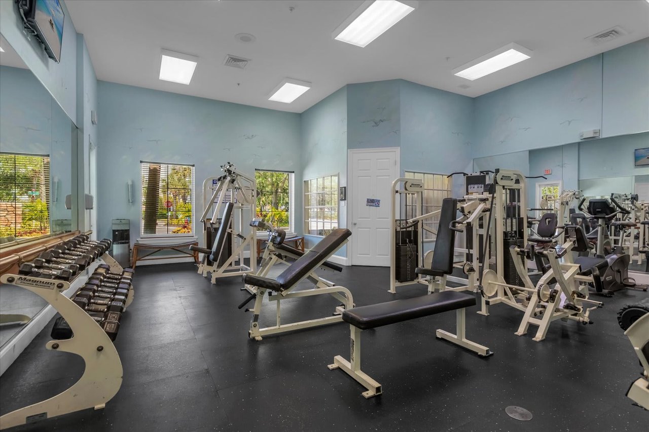 5008 MANGROVE ALY #202