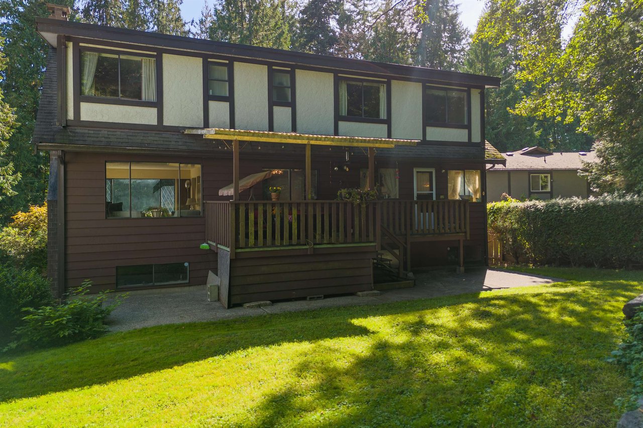 864 Wellington Dr