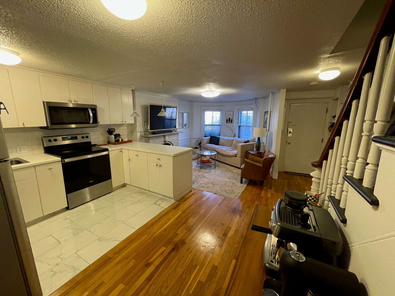 JULY - Appleton Street 2 bed 2 bath w. Private Patio & Laundry - Pets Negotiable!  HEAT AND HW incl! 