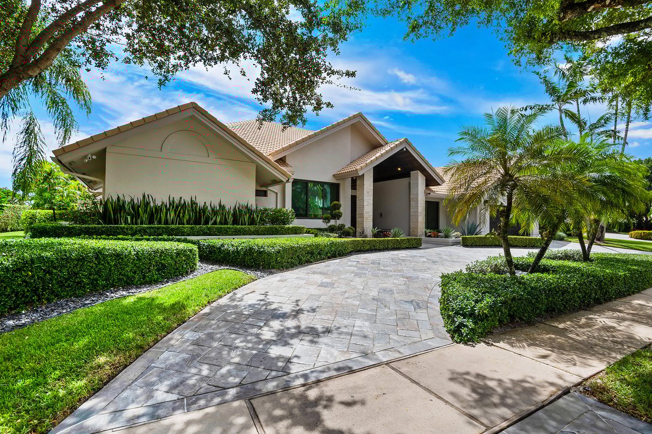 4474 Woodfield Blvd