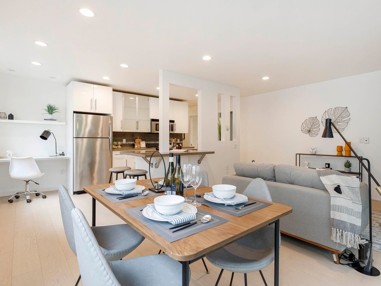 204-2770 Burrard St
