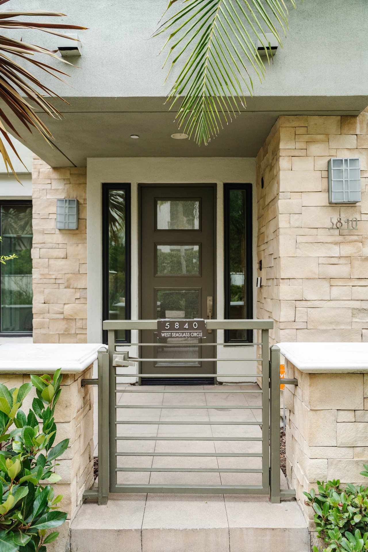 5840 W Seaglass Cir