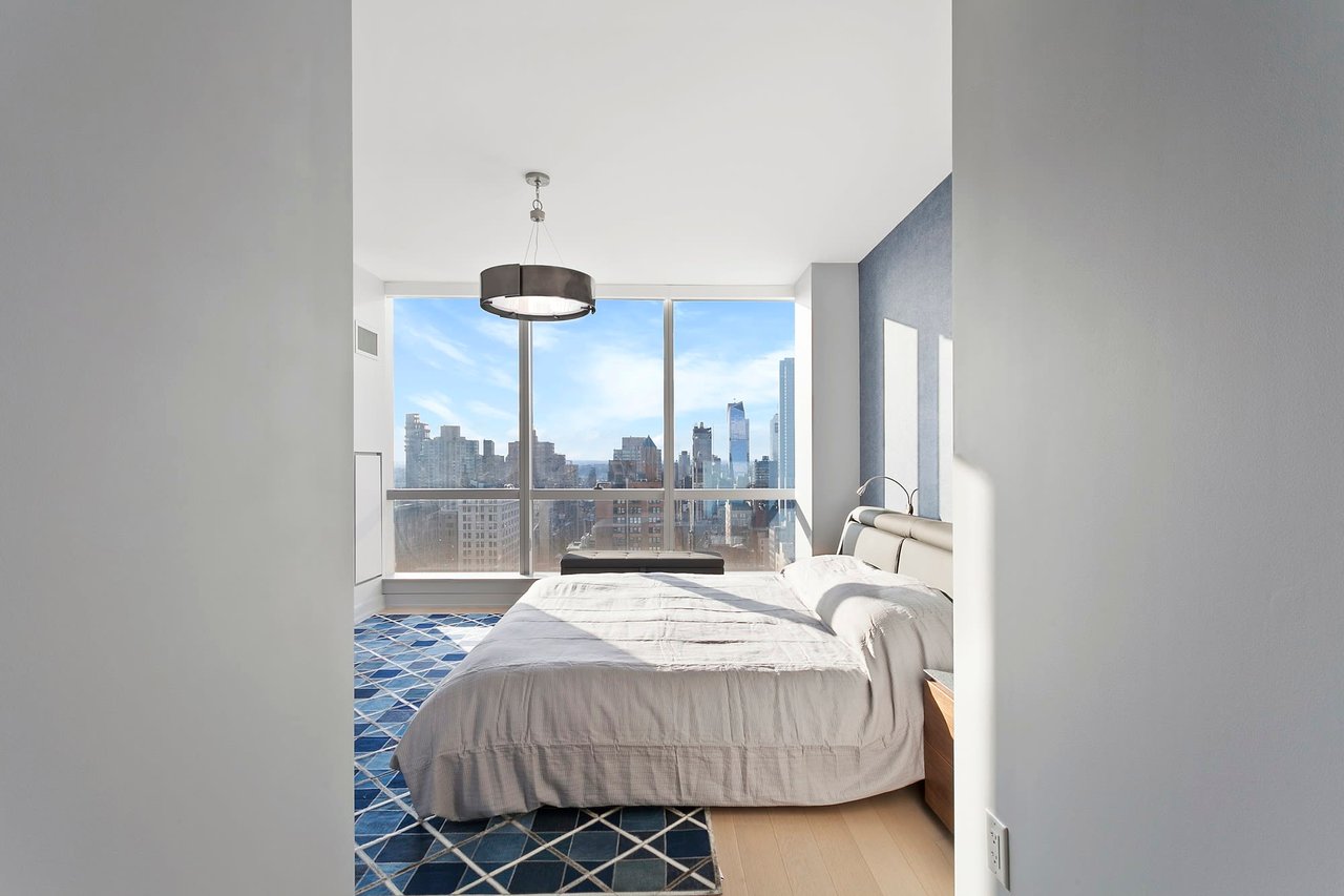 400 Park Ave S APT 31C