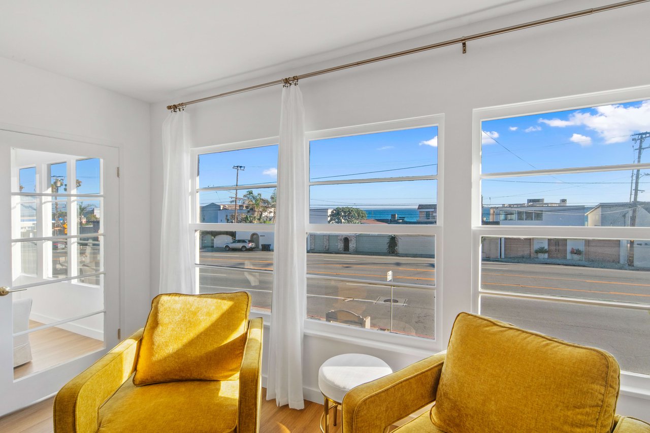 Spacious Malibu Suite with Ocean View