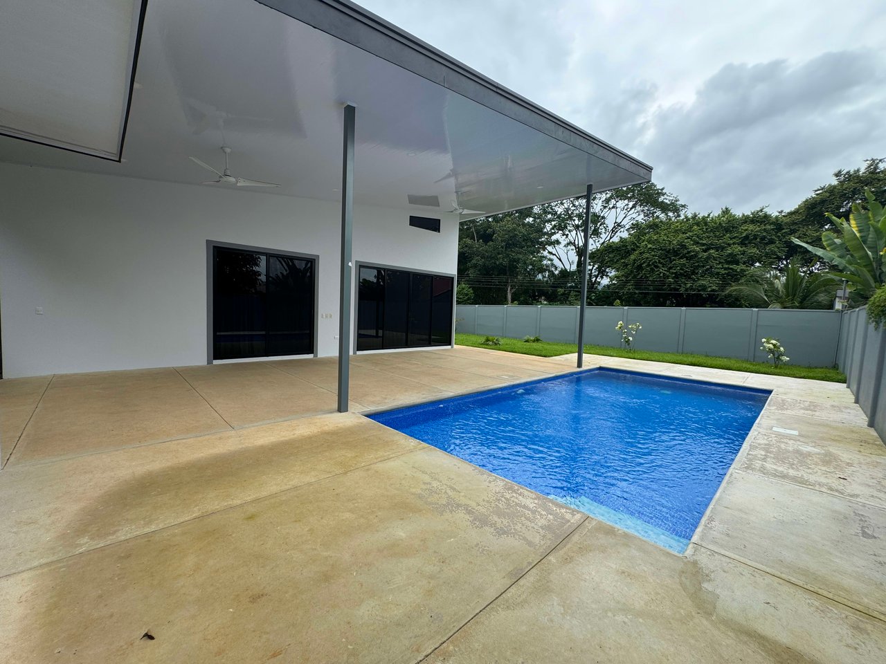 Uvita Beach Retreat!  Close to the Beach, Far From The Stress