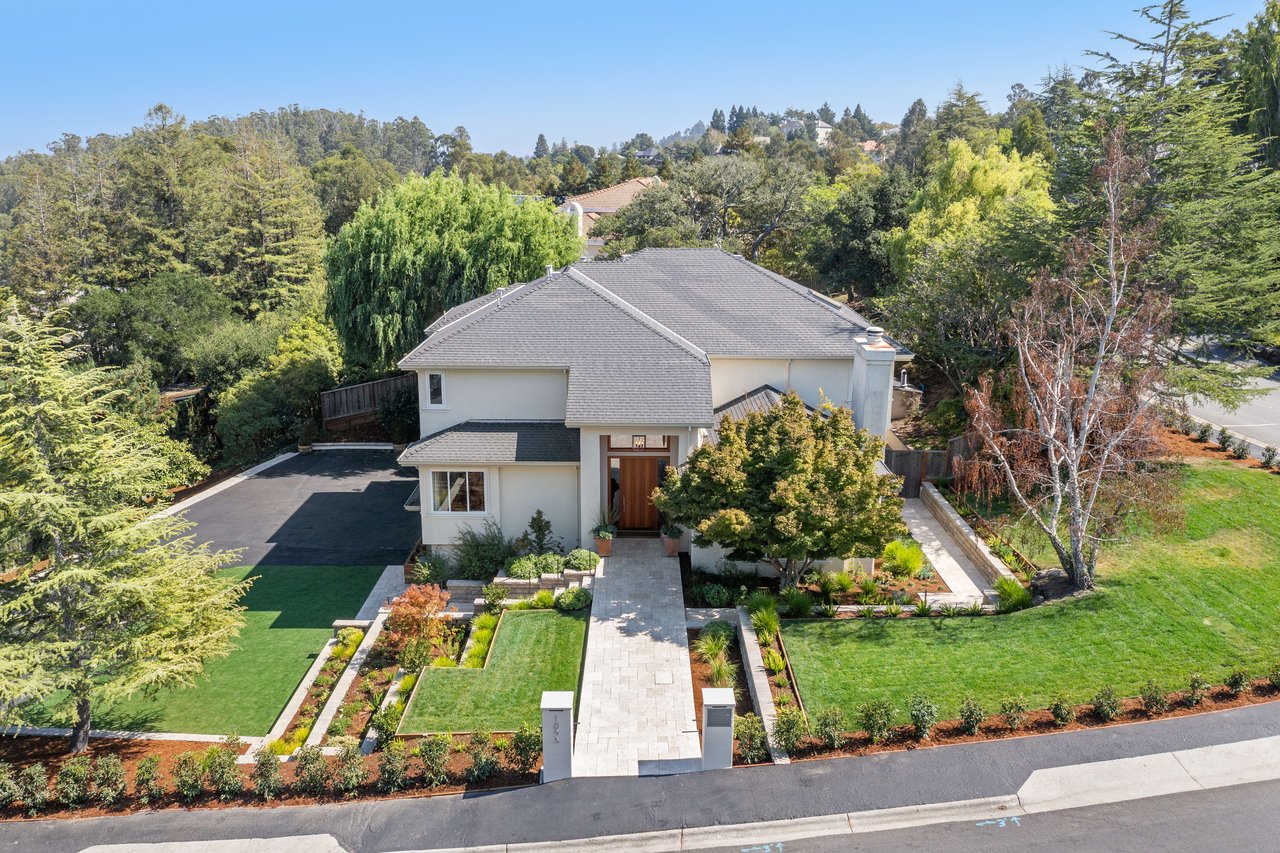 1095 Macadamia Drive