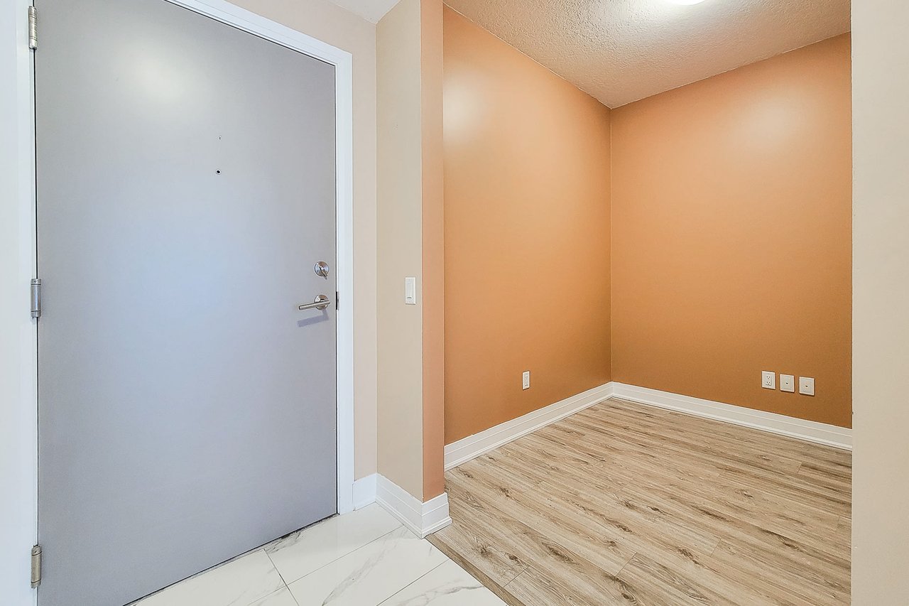 16 Concord Pl Unit: 447