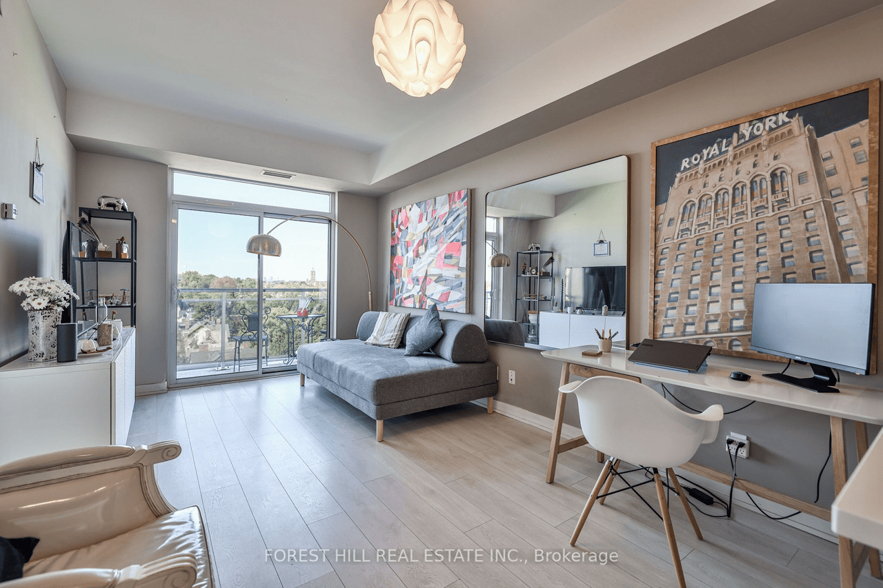 223 St. Clair Ave W 805