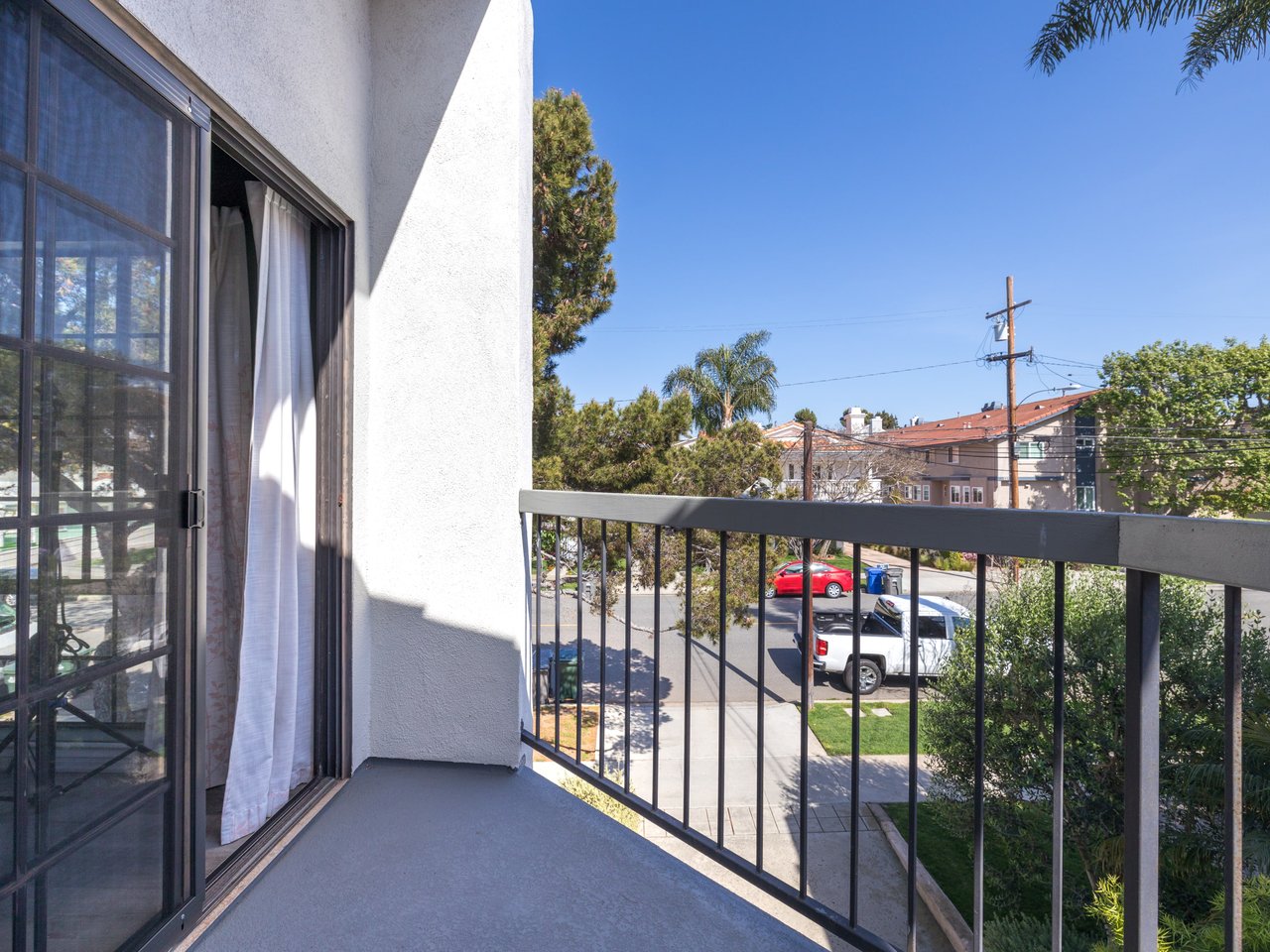 115 S Juanita Avenue A