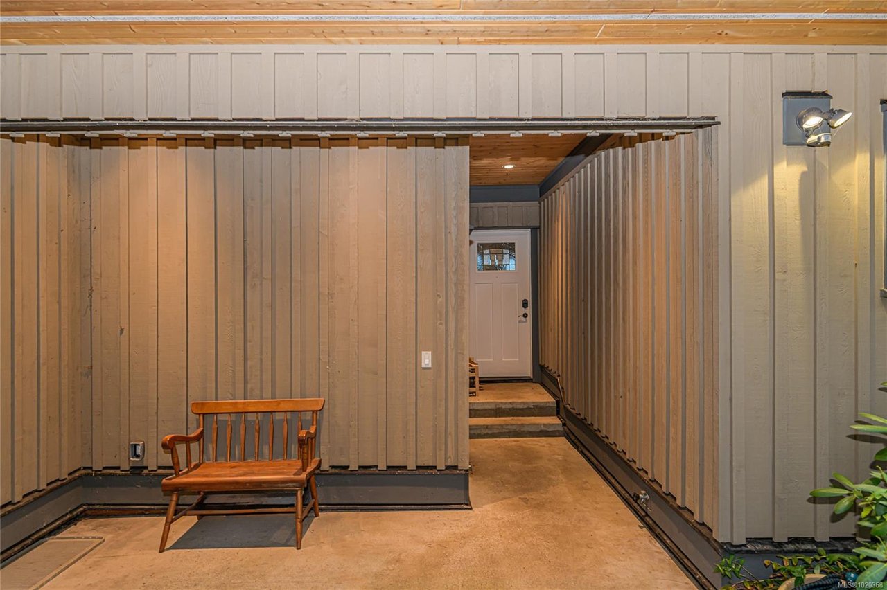 140 Mt. Baker Cres