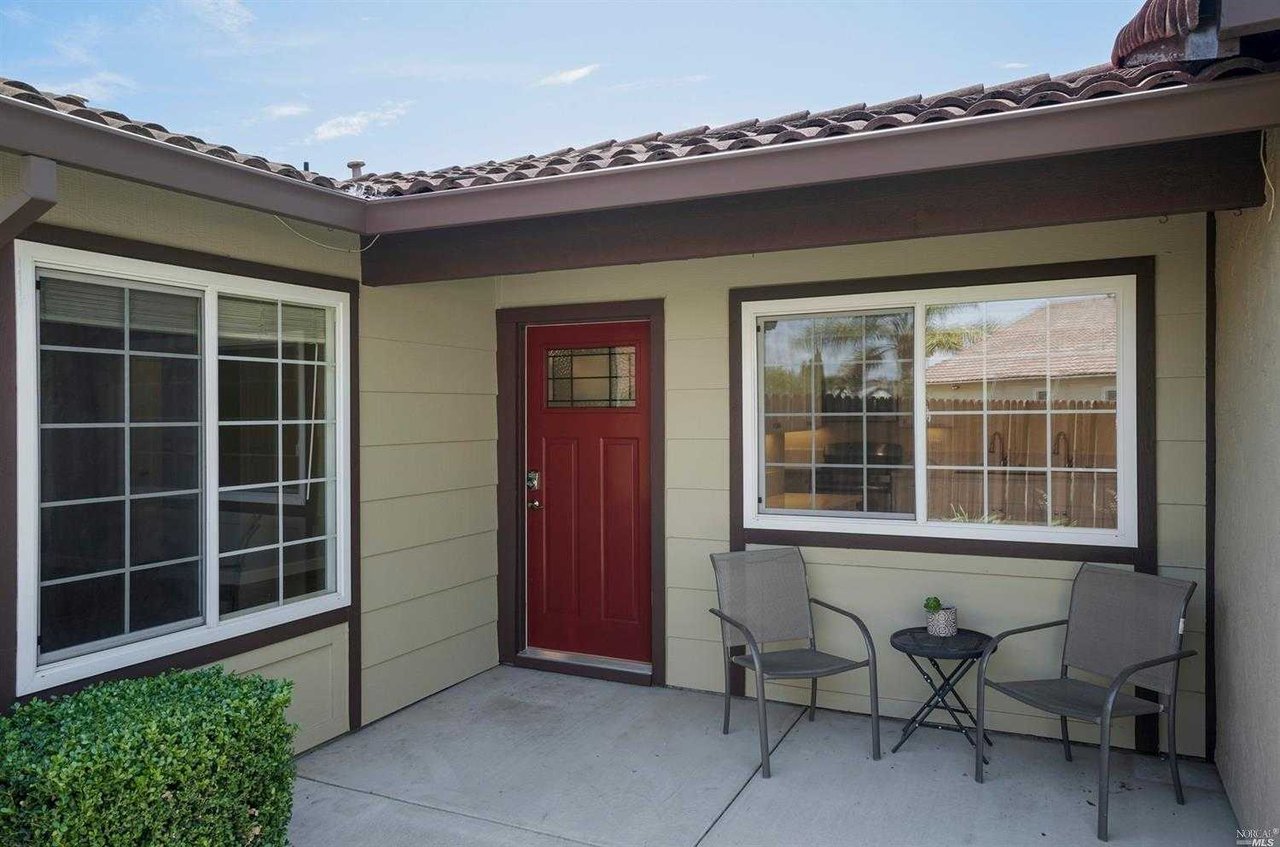 2700 Applewood Drive