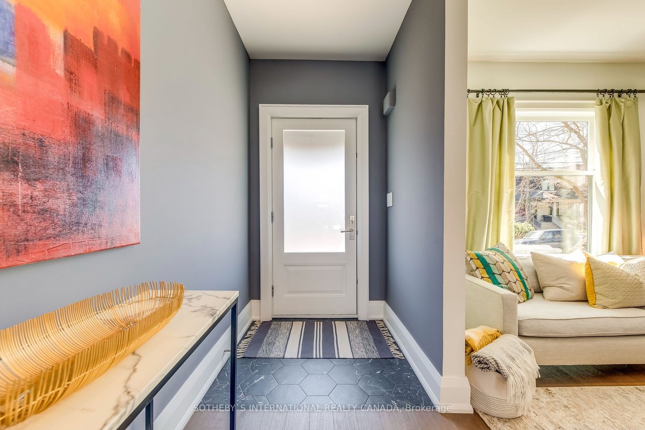 152 Riverdale Ave