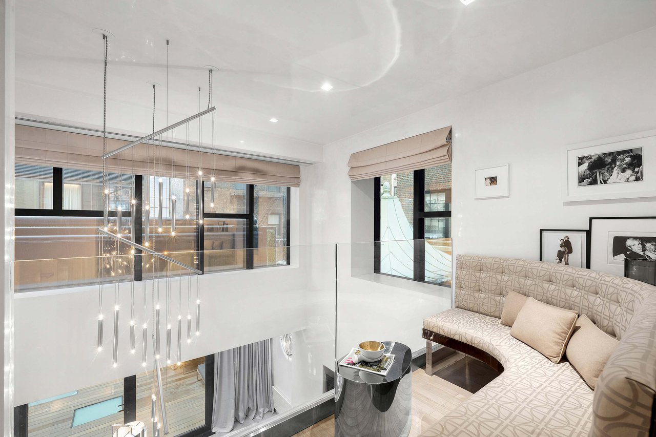 441 East 57th Street Unit: 1