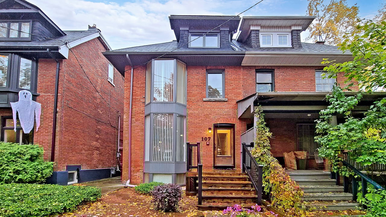 107 Macpherson Ave