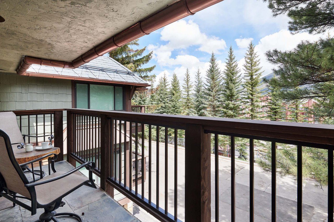 Classic Townhome close to the Silver Queen Gondola  
